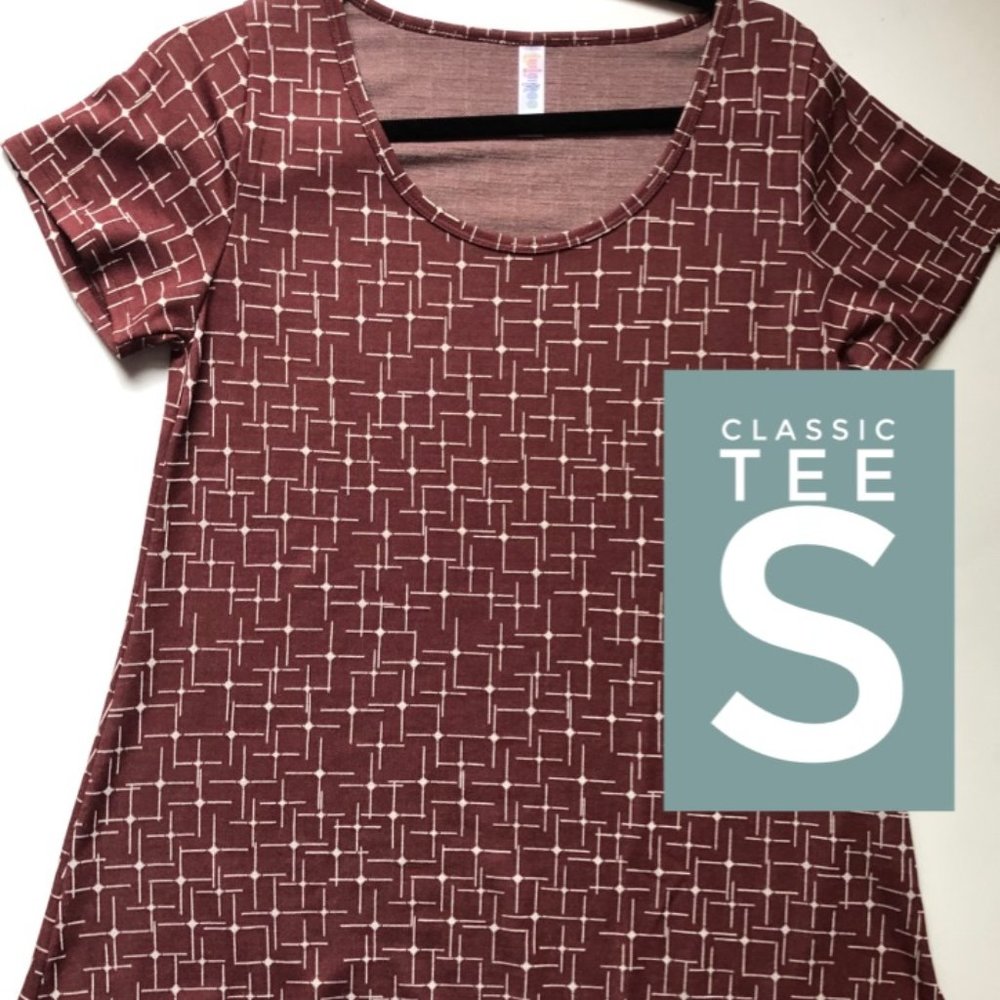 NWT LuLaRoe Classic Tee, Burgundy with Cream Pattern, Size Small